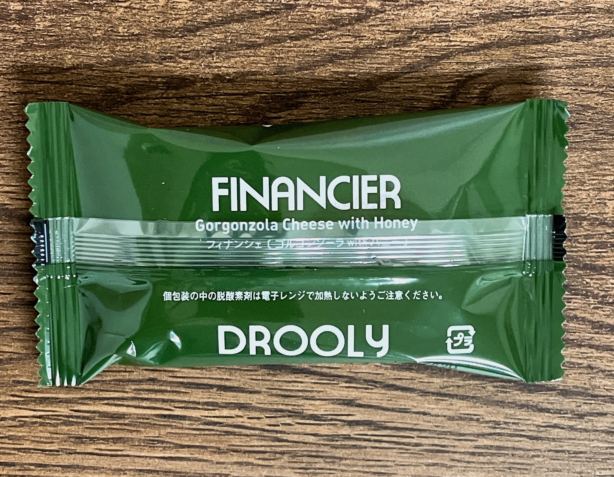 ドローリー（DROOLY）のゴルゴンゾーラwithハニーフィナンシェ パッケージ裏