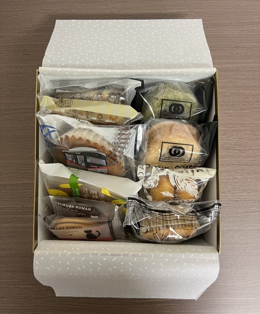 コート・ダジュールの焼き菓子詰合せ 箱開封