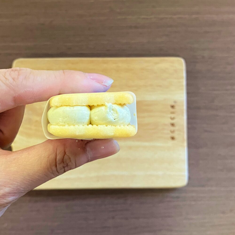 ECHIRE（エシレ）のサブレサンドピスタチオ02