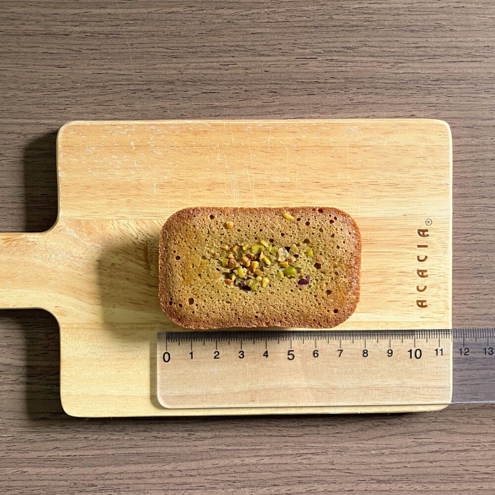 ピスタチオマニアのピスタチオフィナンシェ 大きさ02