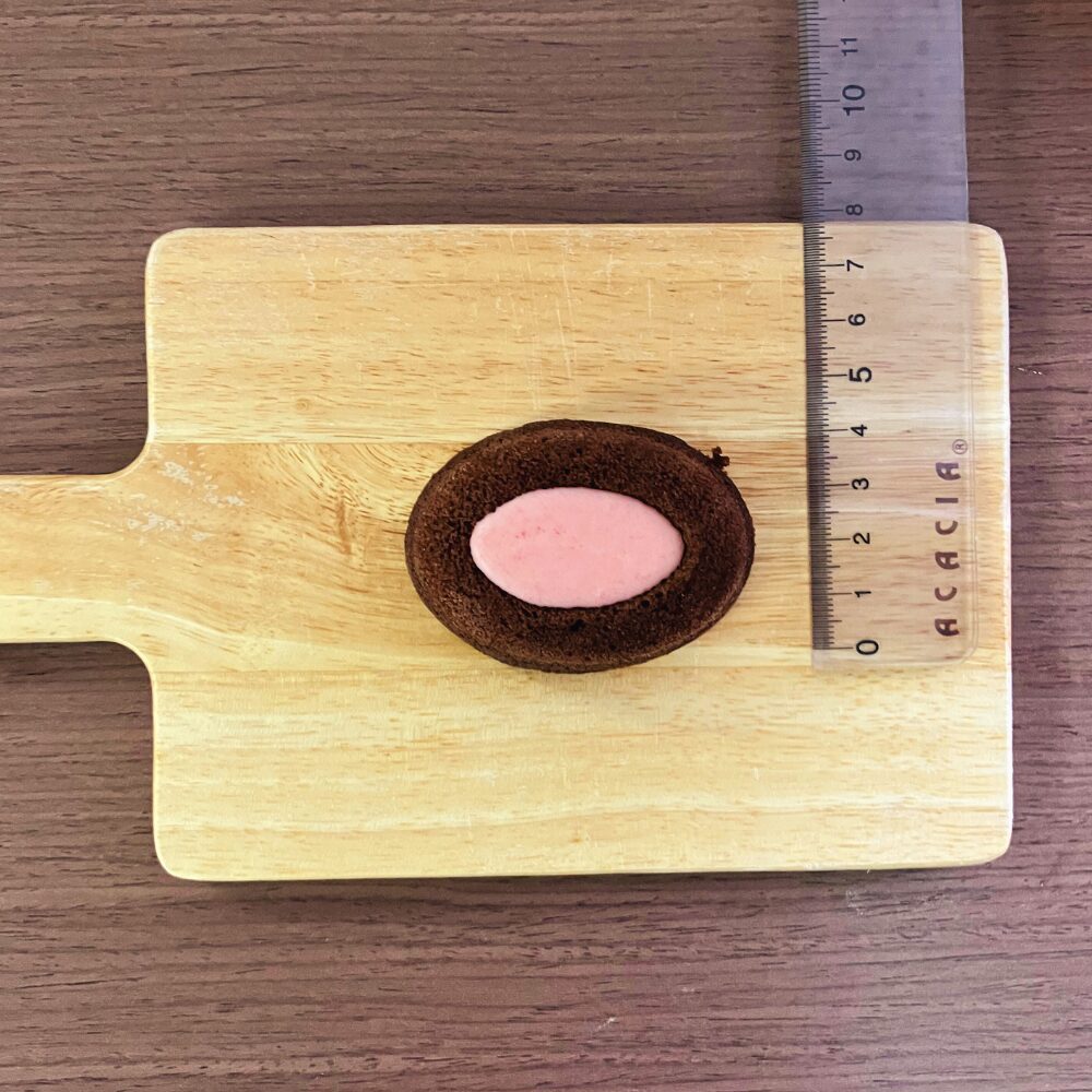 リンツ（Lindt）のリンツフィナンシェショコラ ストロベリー 大きさ02