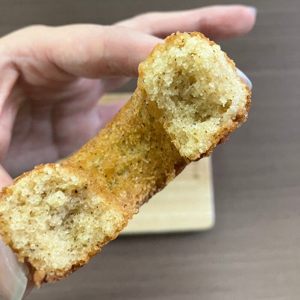 セシボン(C'estsibon)のクランツクーヘン 紅茶 断面図