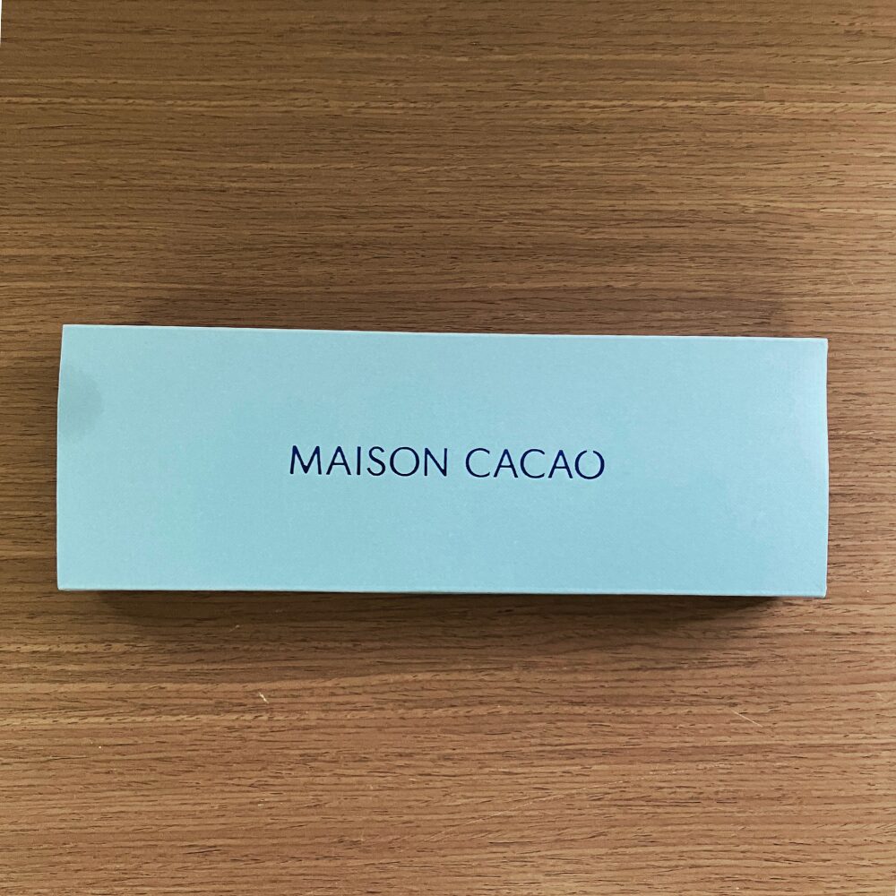 メゾンカカオ（Maison Cacao）のリッチ生チョコタルト 箱