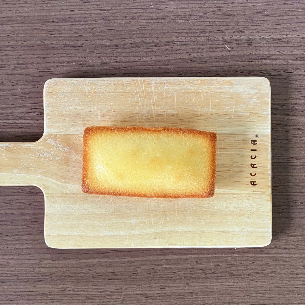 ミニストップの発酵バター風味のフィナンシェ01