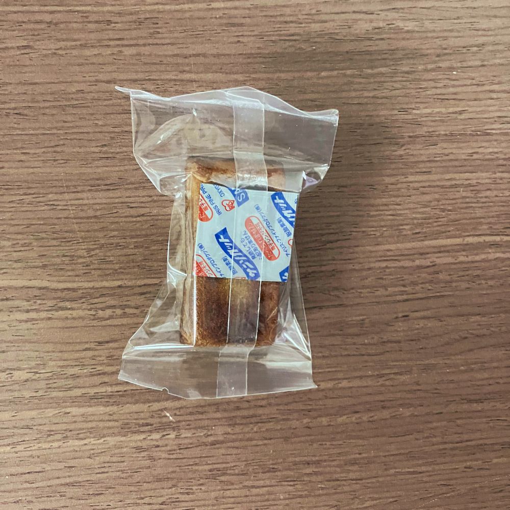 ちひろ菓子店の人生最高のフィナンシェ 濃厚ピスタチオ パッケージ裏