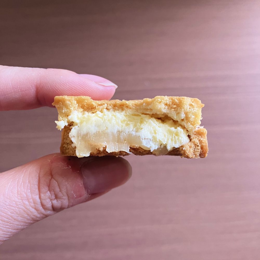 プレスバターサンド（PRESS BUTTER SAND）断面